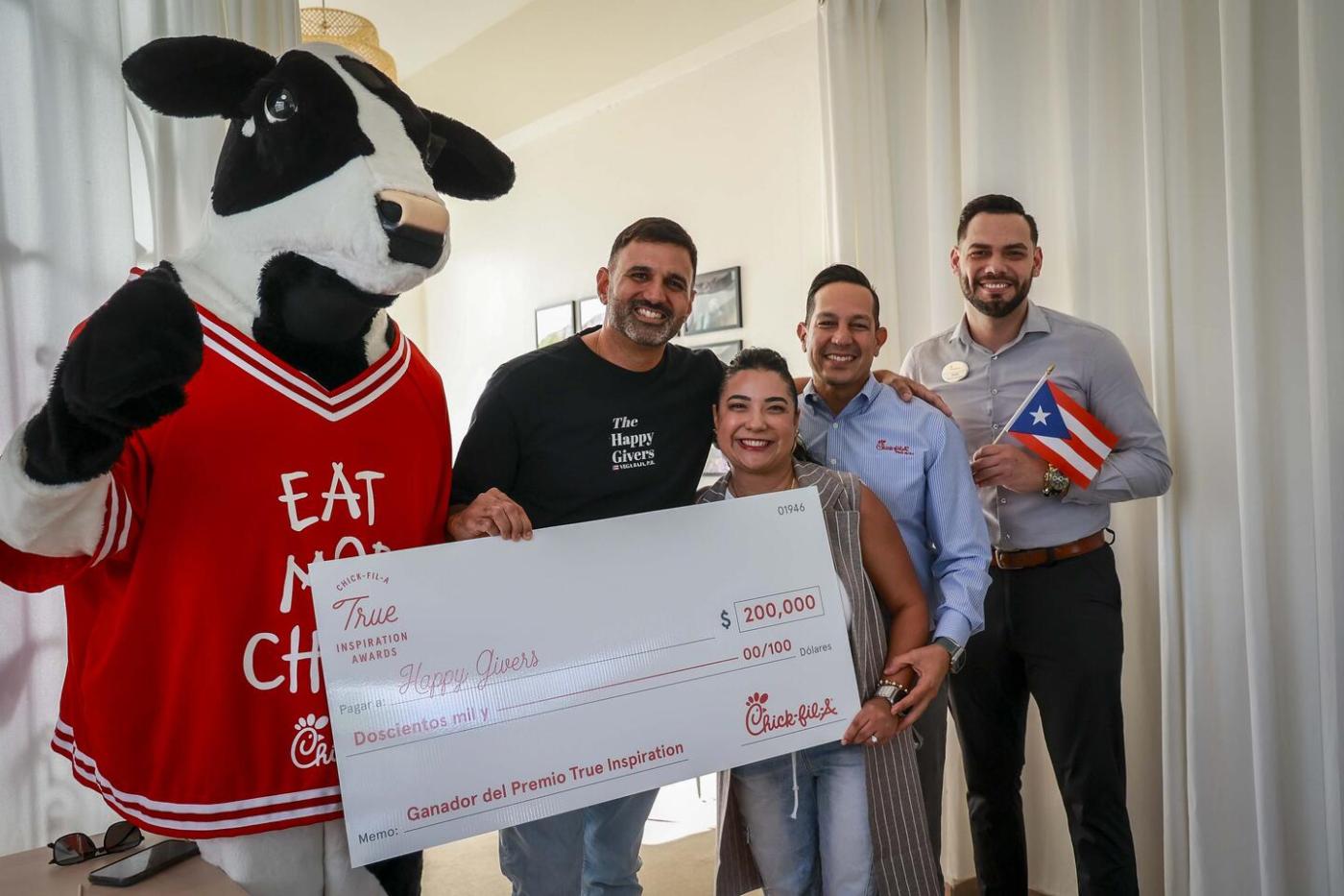 Happy Giver Team Posing with Chick-fil-A Employees and the Chick-fil-A Cow