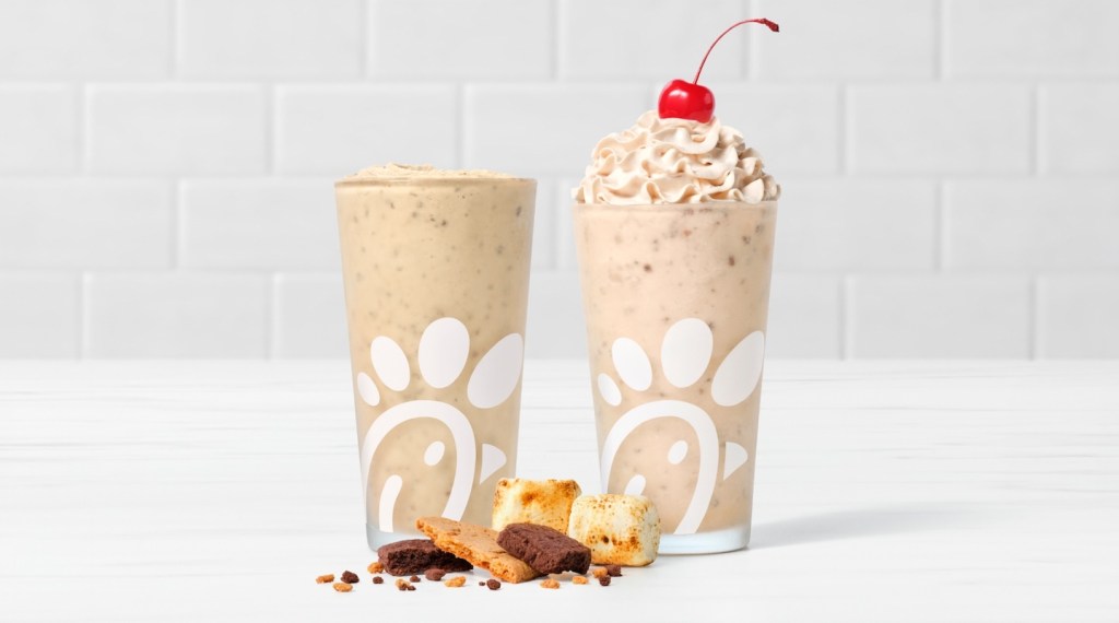 Chick-fil-A Batida de S’mores y el Café Frosted de S’mores.